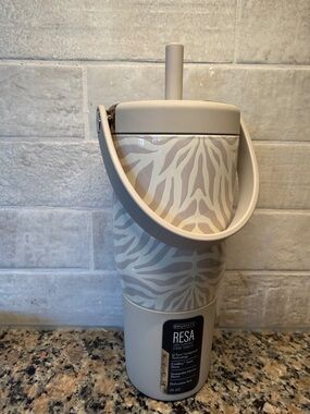 Brumate Resa Zebra Print Tumbler - Beige/White